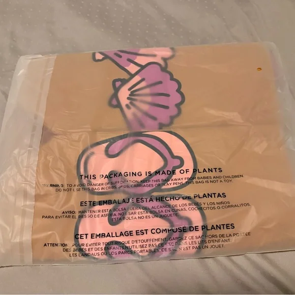 ALOHA COLLECTION SPECIAL EDITION Hello Kitty Holo Holo Tote - Picture 11 of 11